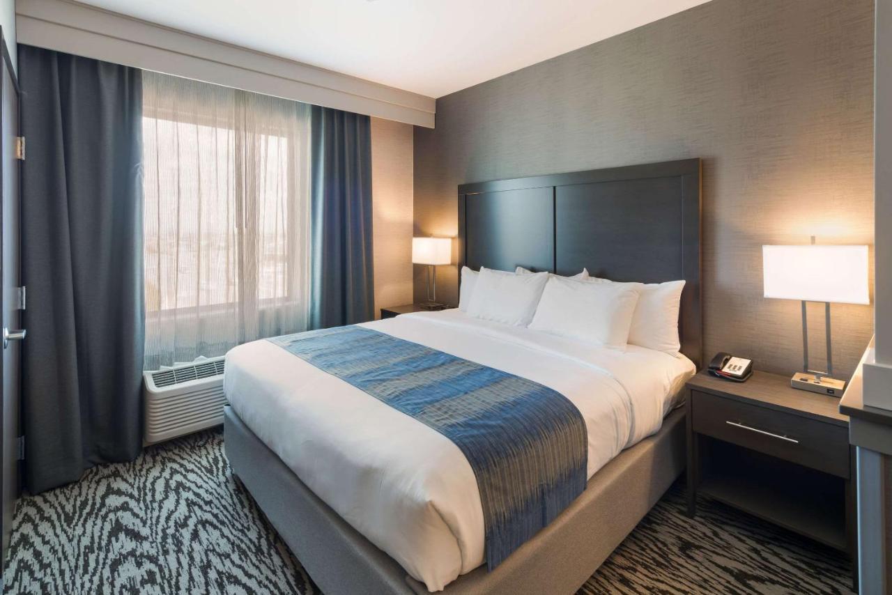 Hotel Comfort At Southridge 2*